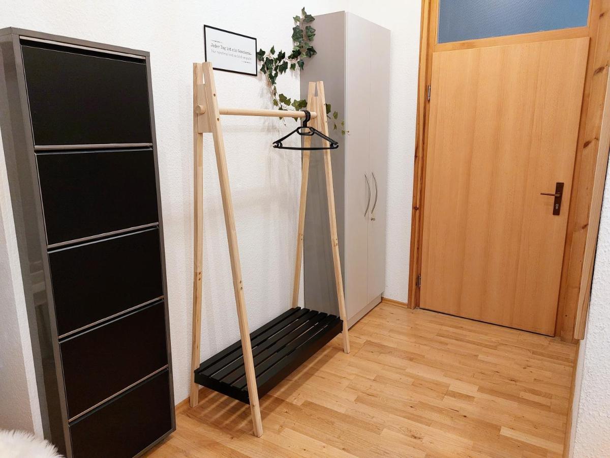 Viel Platz Fuer Gruppen Inkl. Waschmaschine, Hochstuhl Und Playstation Mitten In Der Altstadt Apartman Amberg Kültér fotó