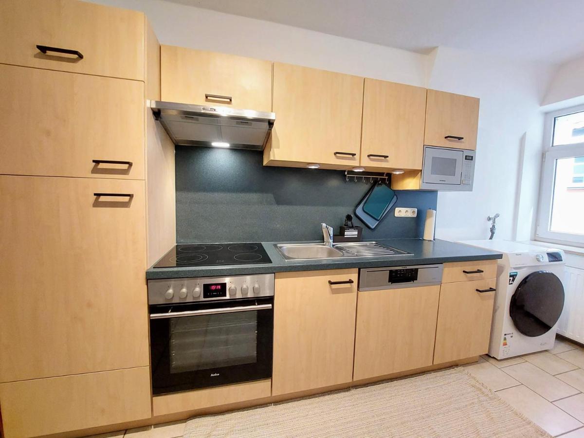 Viel Platz Fuer Gruppen Inkl. Waschmaschine, Hochstuhl Und Playstation Mitten In Der Altstadt Apartman Amberg Kültér fotó